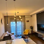Апартаменти Montenegro Prestige *